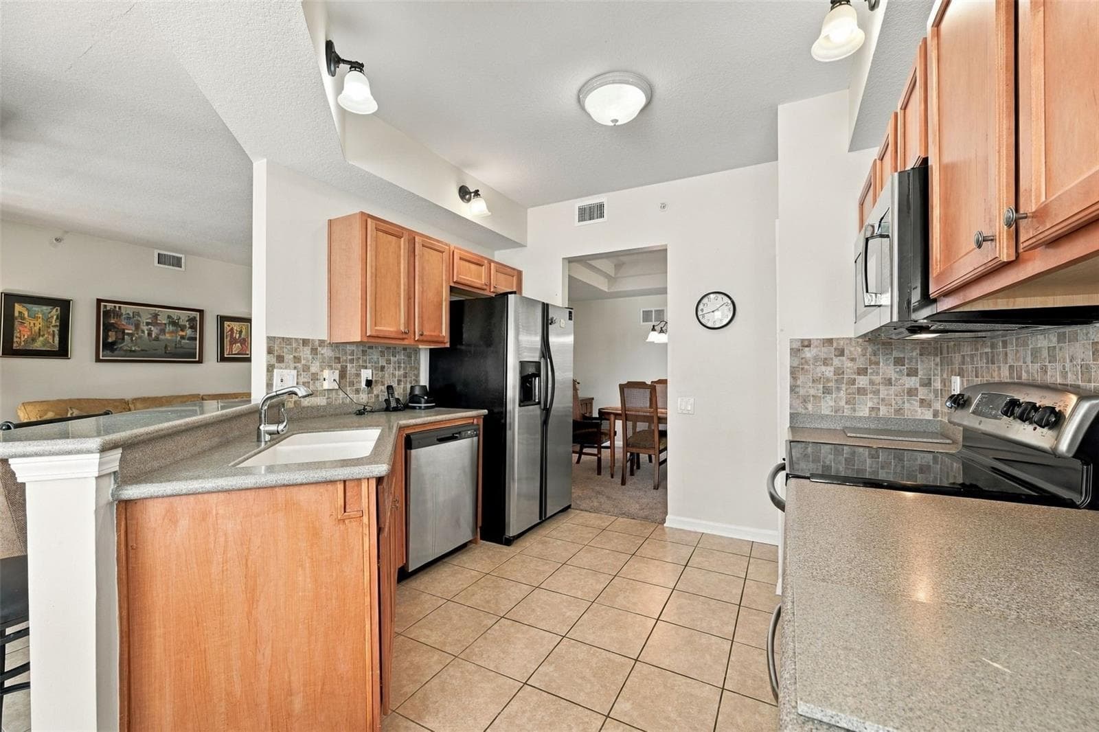 Kitchen - 802 LANTERN WAY #101, CLEARWATER