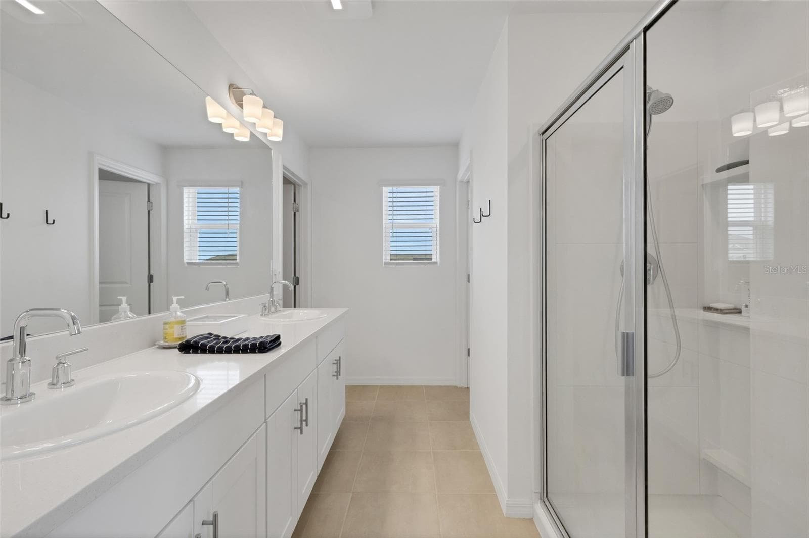 Single Family Residence at 6308 MILESTONE LOOP, PALMETTO, photo 61 of 85