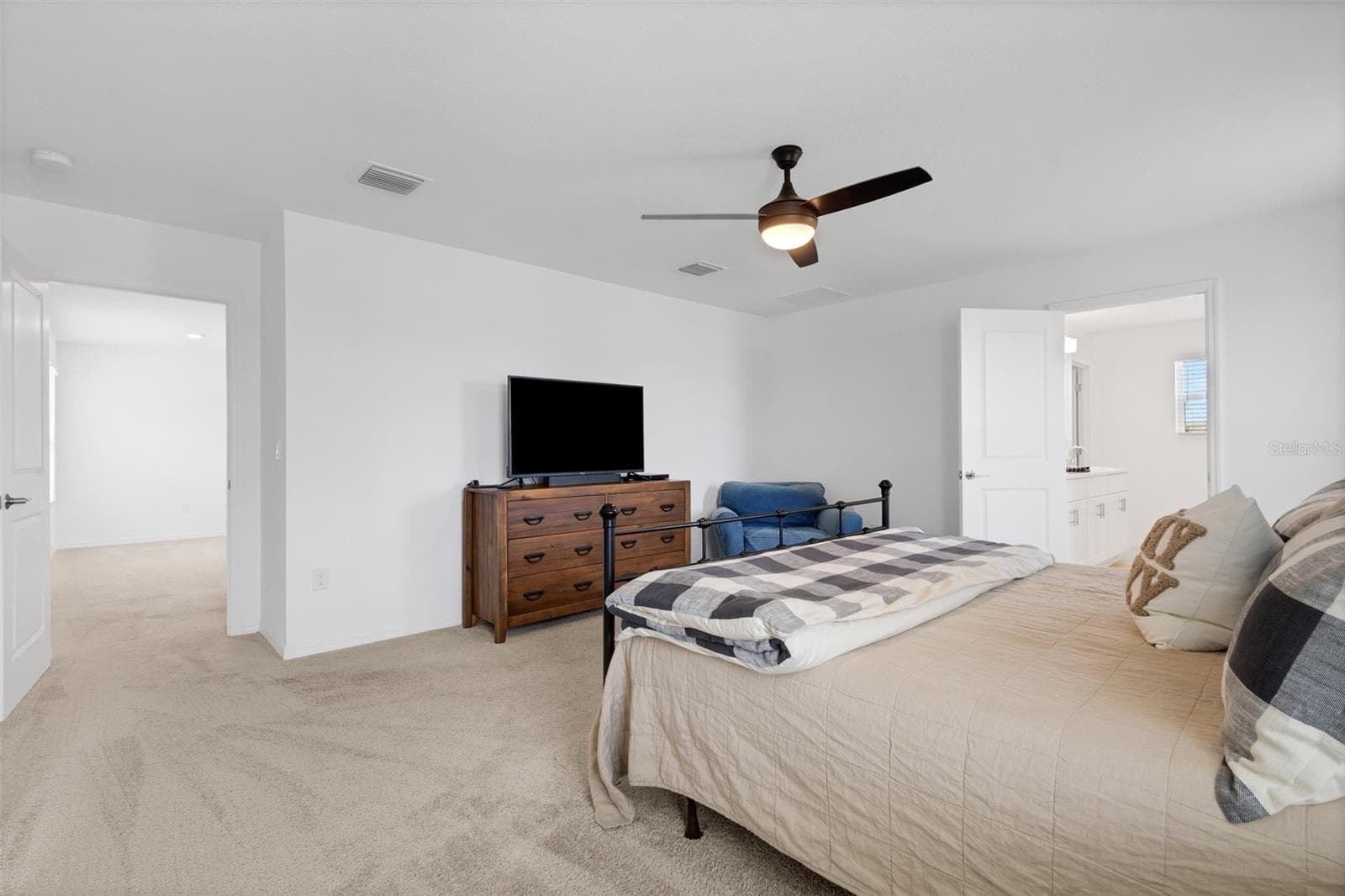 Single Family Residence at 6308 MILESTONE LOOP, PALMETTO, photo 69 of 85