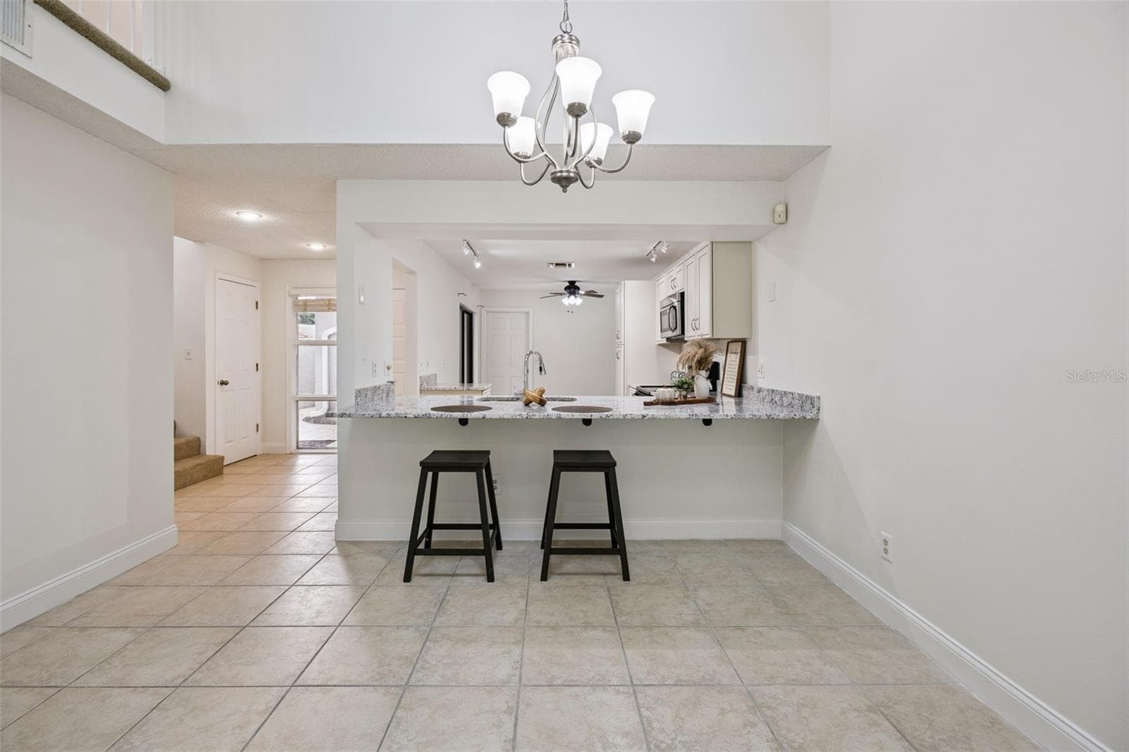 Open floor plan - 8370 SANDPOINT BLVD, ORLANDO