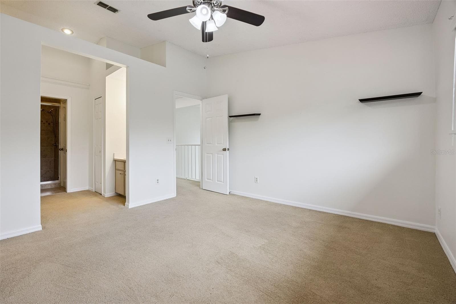 Upstairs bedroom 1 - 8370 SANDPOINT BLVD, ORLANDO