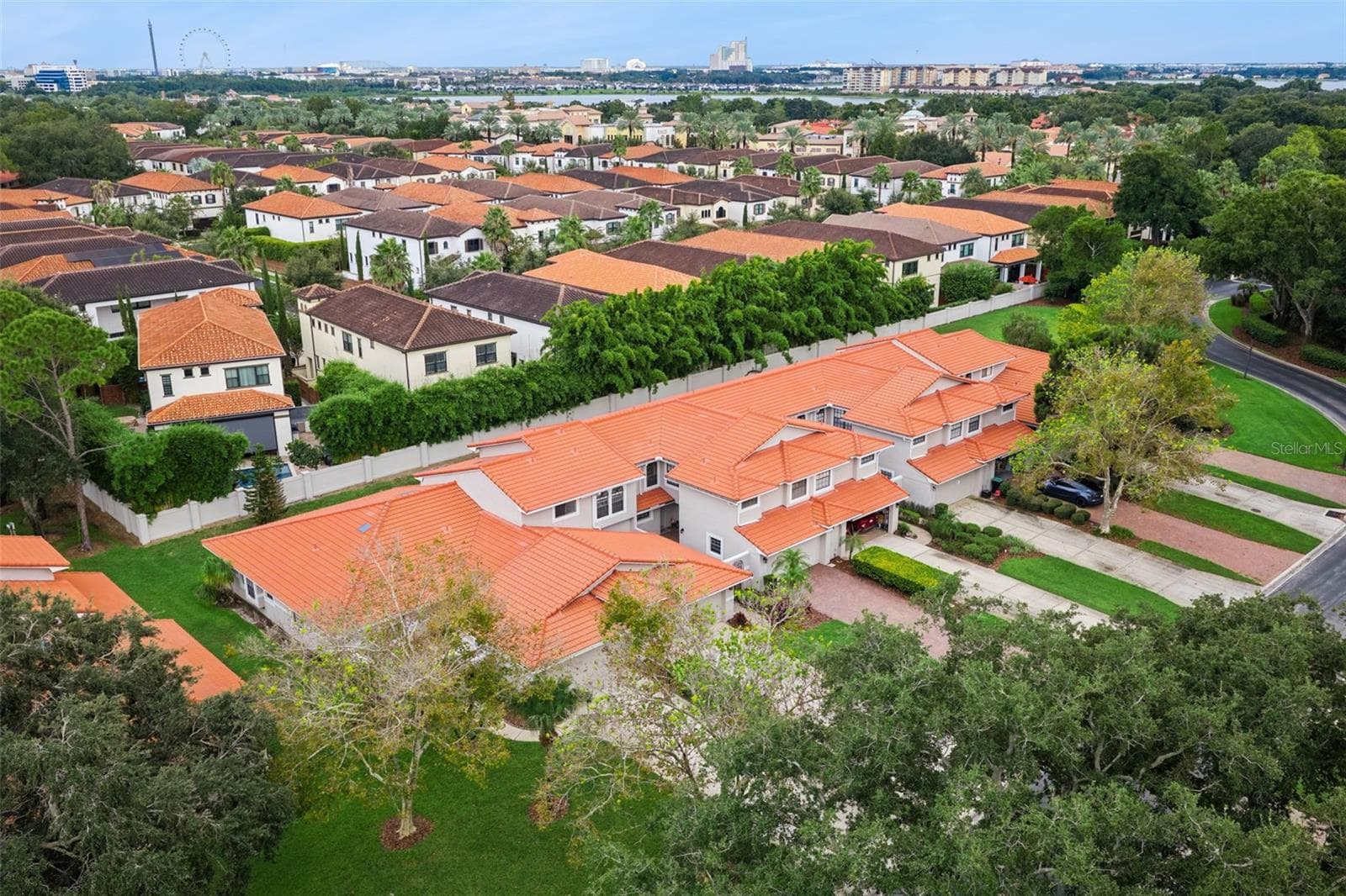 Prime Location in Orlando - 8370 SANDPOINT BLVD, ORLANDO