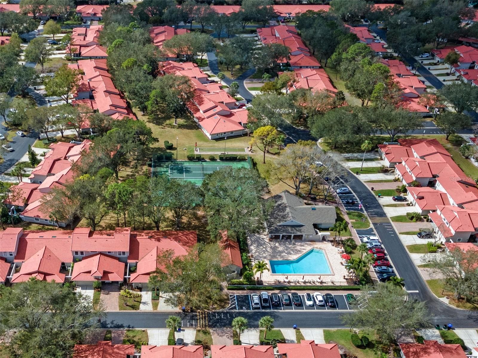 Prime Location in Orlando - 8370 SANDPOINT BLVD, ORLANDO