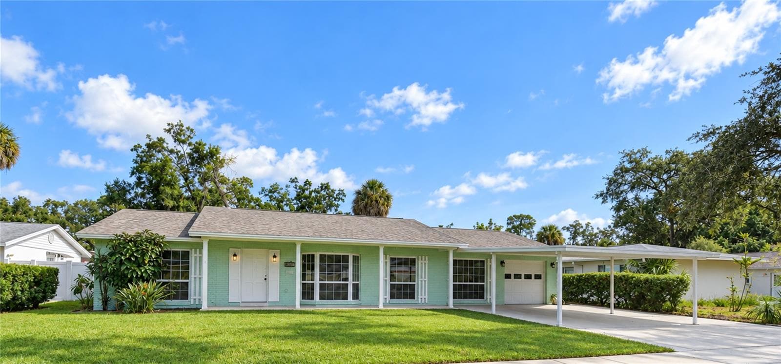 Single Family Residence at 8013 W ELM ST, TAMPA, photo 2 of 35