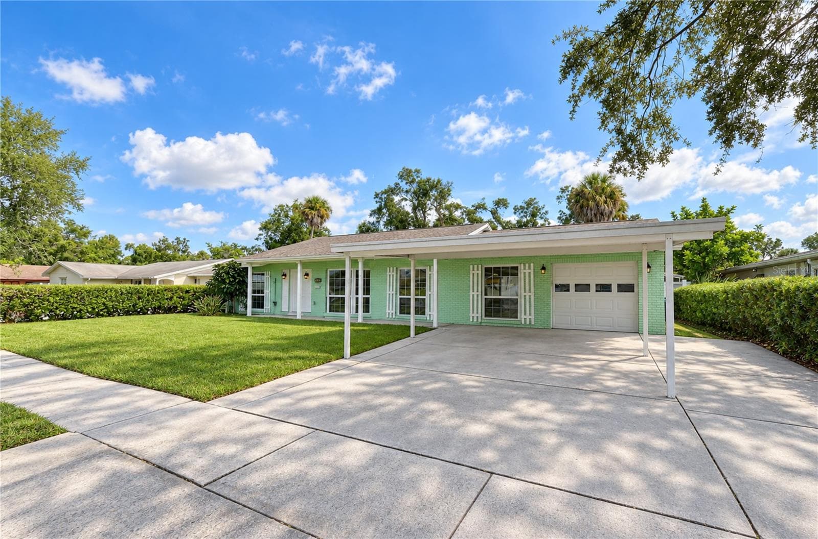 8013 W ELM ST