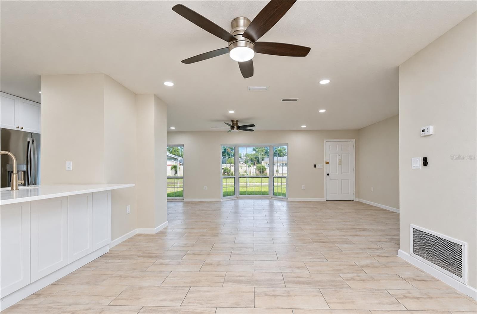 Single Family Residence at 8013 W ELM ST, TAMPA, photo 19 of 35