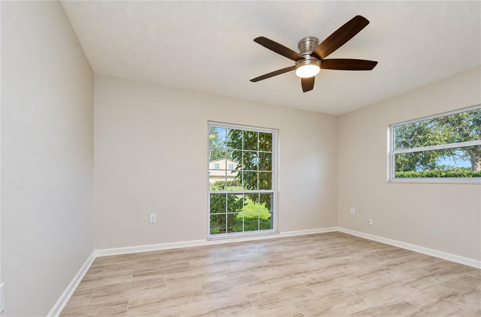 Single Family Residence at 8013 W ELM ST, TAMPA, photo 20 of 35