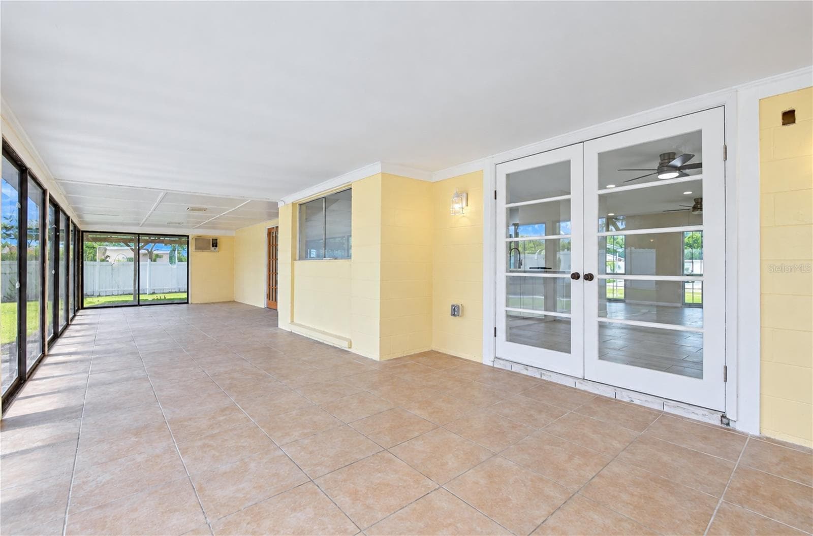 Single Family Residence at 8013 W ELM ST, TAMPA, photo 31 of 35