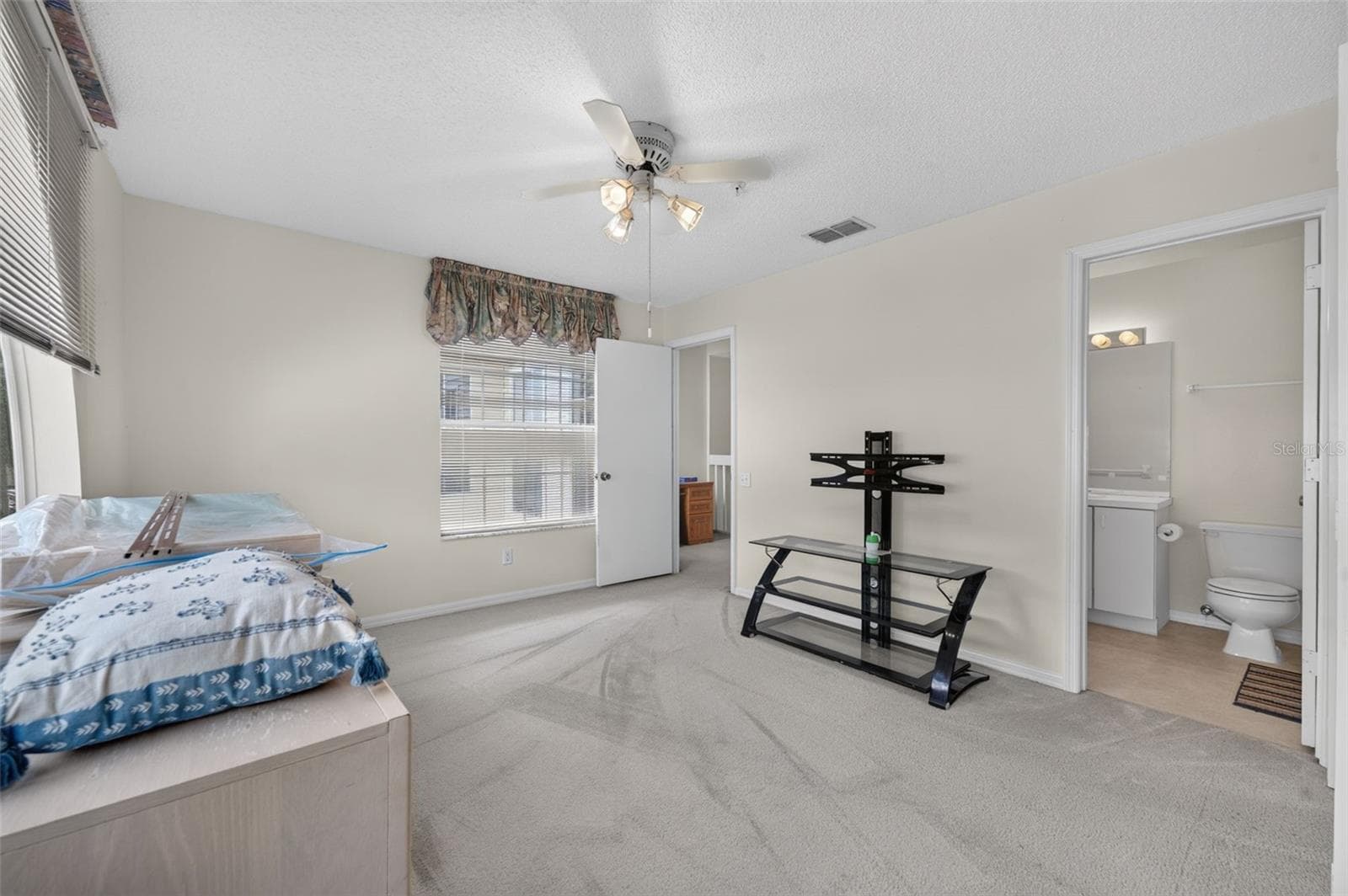 Condominium at 6126 SUNNYVALE DR #2303, ORLANDO, photo 21 of 48