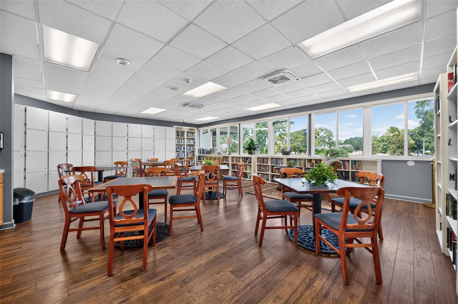 Condominium at 6126 SUNNYVALE DR #2303, ORLANDO, photo 14 of 48