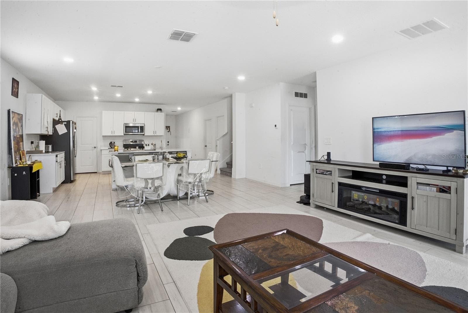 Living - 22188 CALISTO WAY, LAND O LAKES