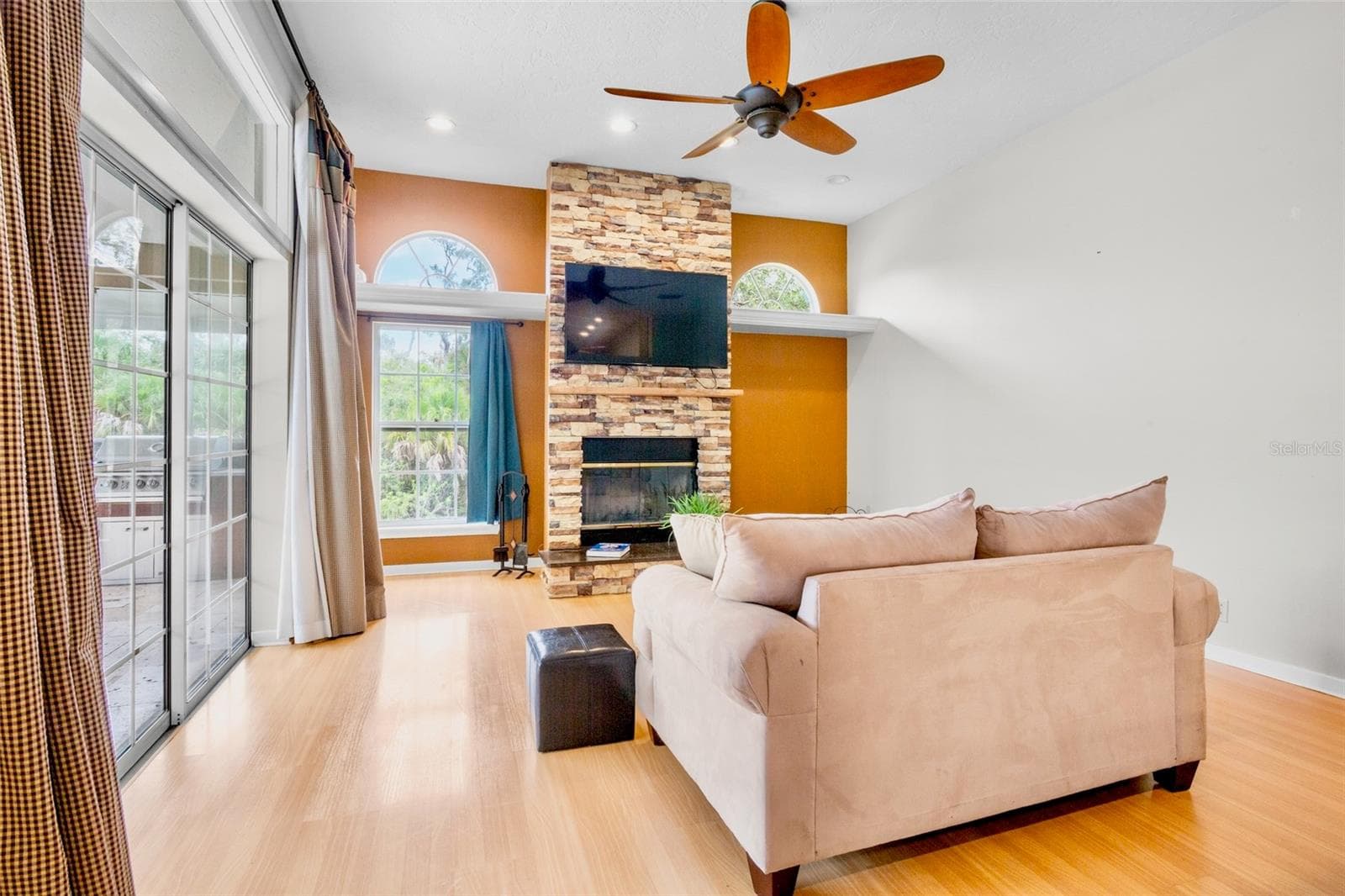 Single Family Residence at 4424 FRIAR TUCK LN, SARASOTA, photo 14 of 46