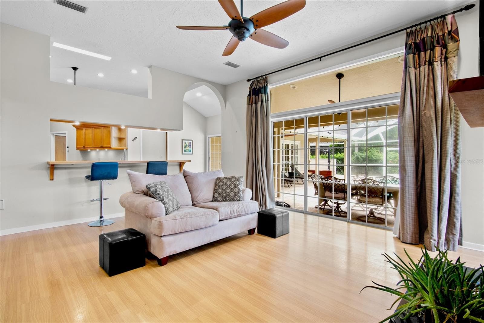 Single Family Residence at 4424 FRIAR TUCK LN, SARASOTA, photo 15 of 46