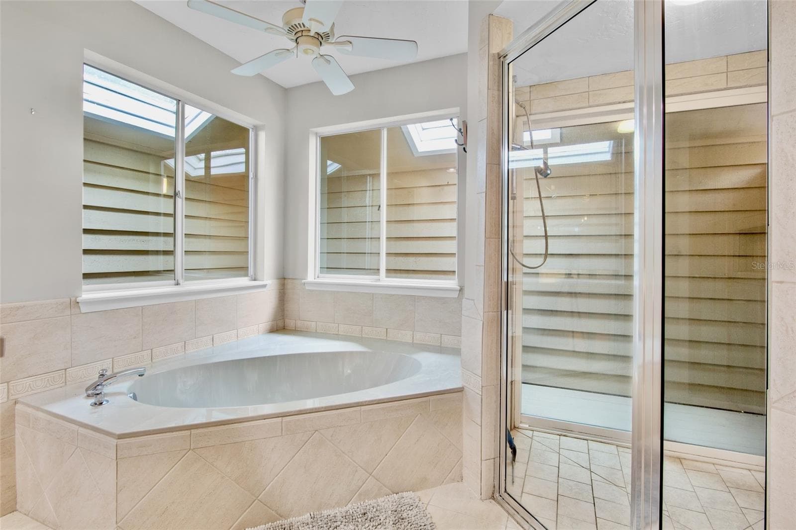 Single Family Residence at 4424 FRIAR TUCK LN, SARASOTA, photo 25 of 46