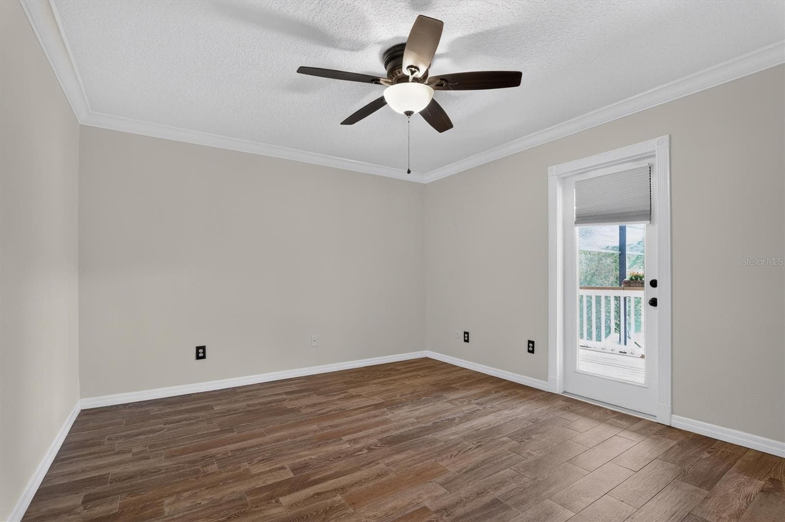 Not staged: The same bedroom shown without furniture. - 2109 WEMBLEY PL, OVIEDO