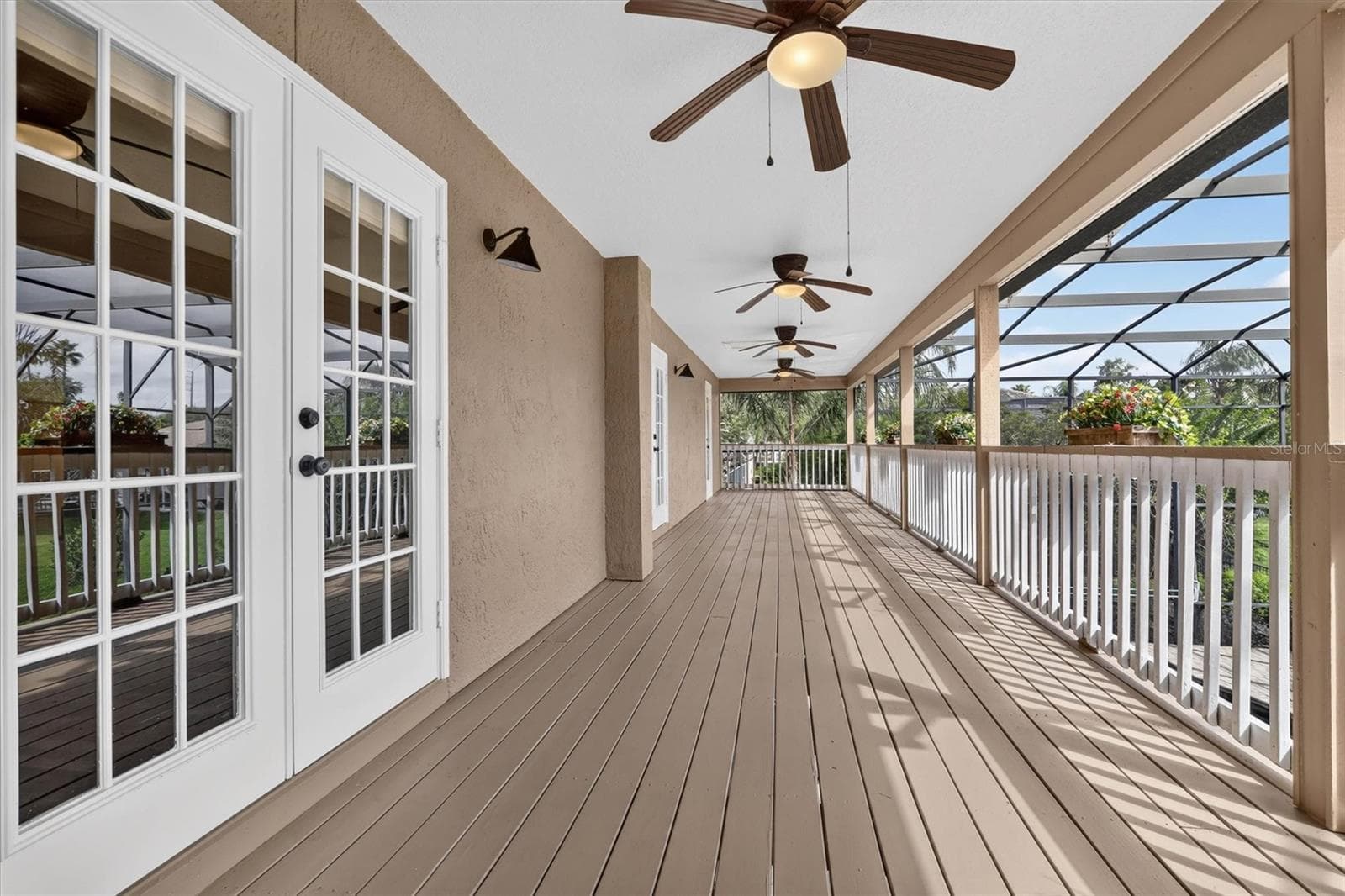 Alternate view showing the length of the upper balcony. - 2109 WEMBLEY PL, OVIEDO