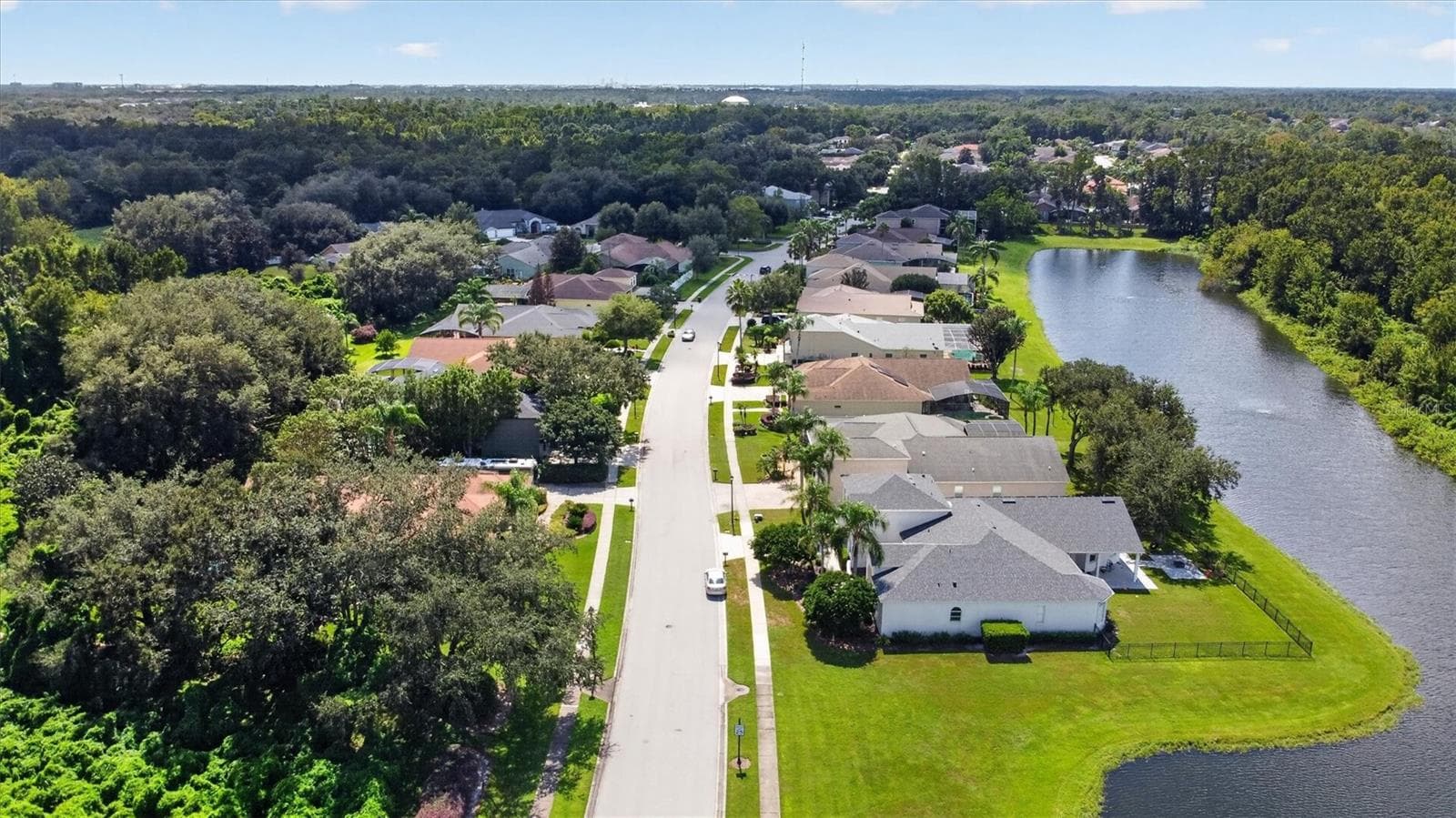 Single Family Residence at 2109 WEMBLEY PL, OVIEDO, photo 90 of 96