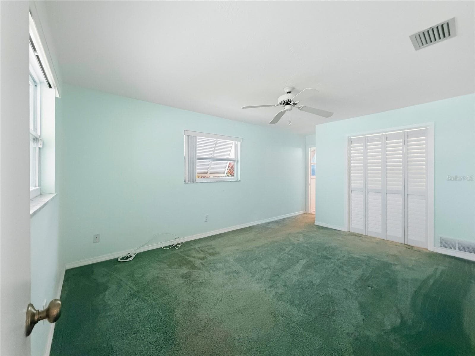 Single Family Residence at 14036 THACHER AVE, LARGO, photo 15 of 40