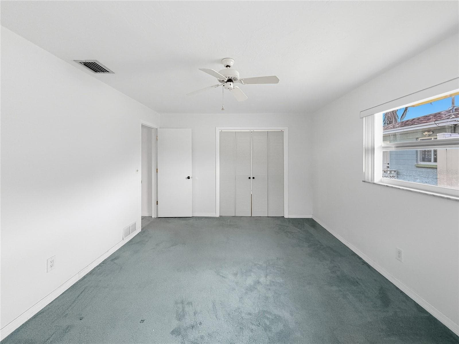 Single Family Residence at 14036 THACHER AVE, LARGO, photo 22 of 40