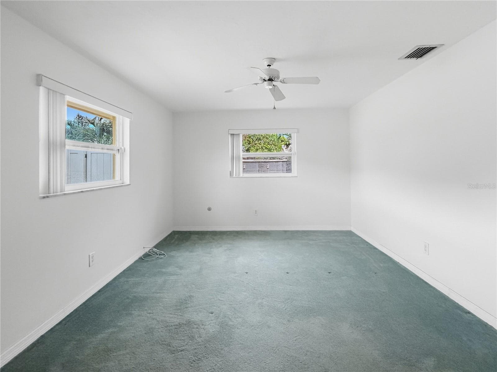 Single Family Residence at 14036 THACHER AVE, LARGO, photo 23 of 40
