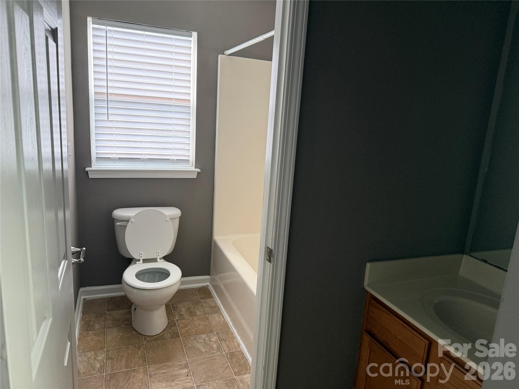 Townhouse at 2849 Summergrove Court, Matthews, photo 23 of 24