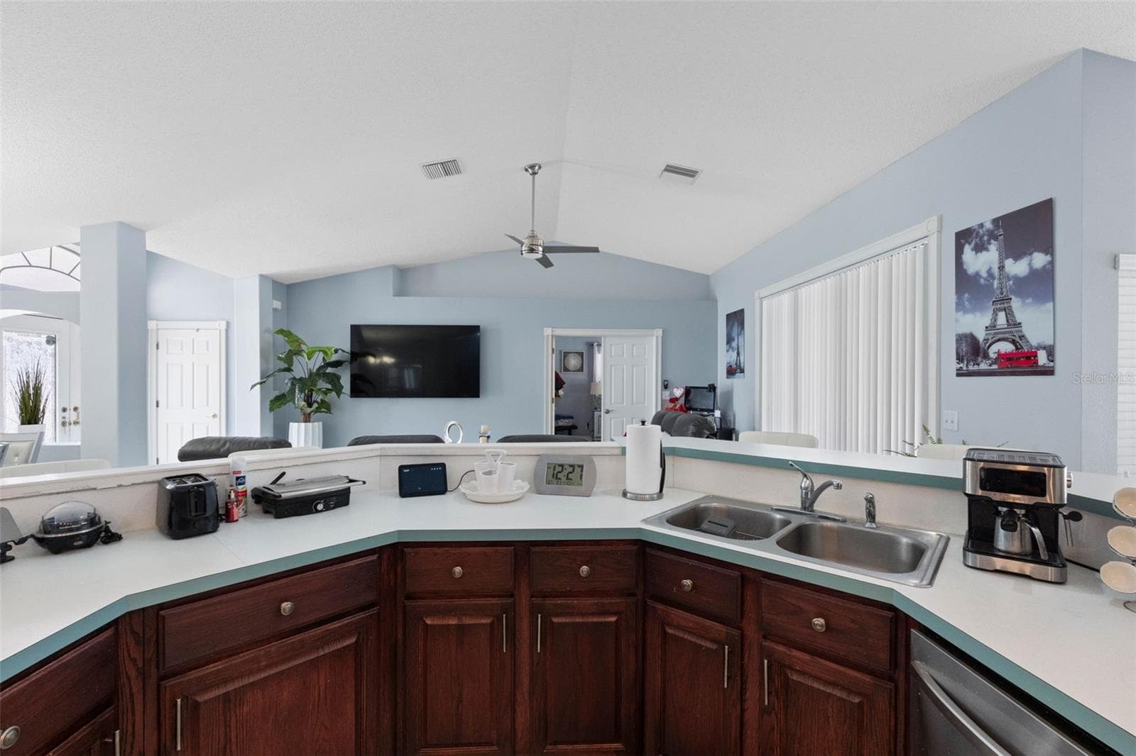 Single Family Residence at 6125 MARINER BLVD, SPRING HILL, photo 11 of 56