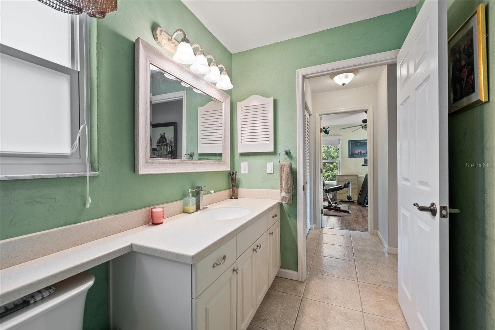 Single Family Residence at 913 WESTWINDS BLVD, TARPON SPRINGS, photo 25 of 38