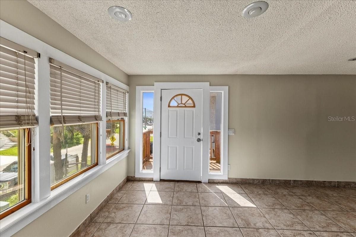 Single Family Residence at 6880 S ATLANTIC AVE, NEW SMYRNA BEACH, photo 6 of 29