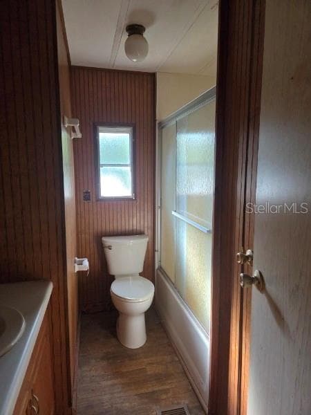 Guest Bathroom With Bath Tub - 3402 SE 146TH PL, SUMMERFIELD