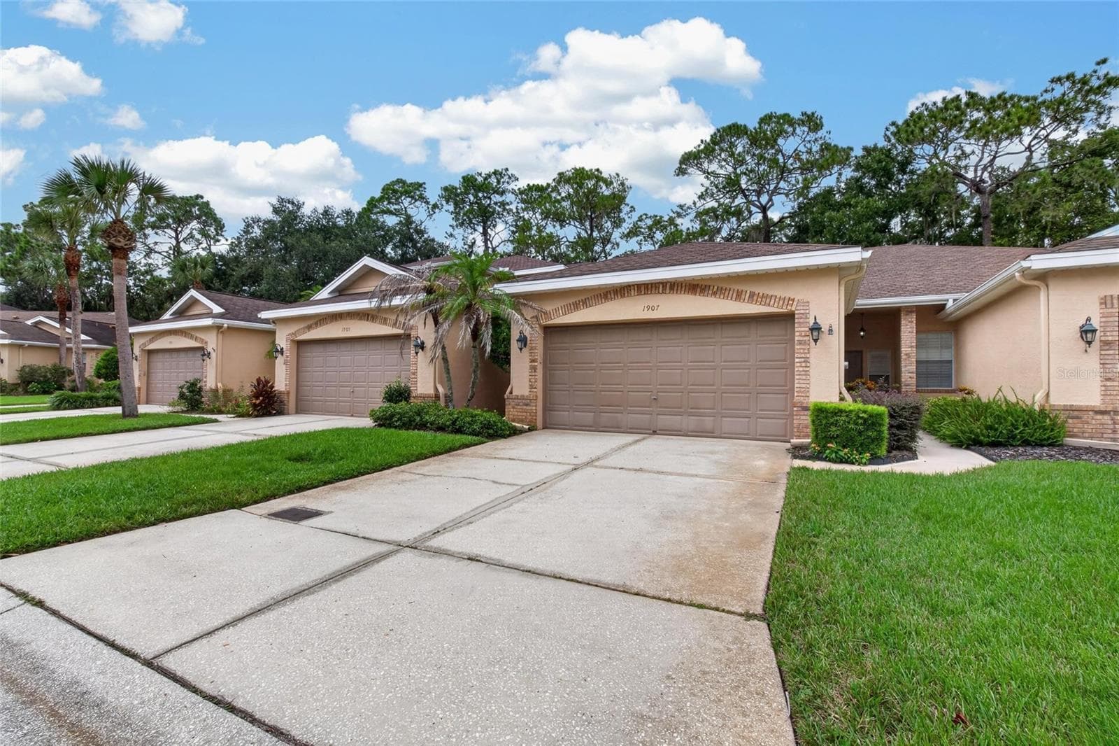 1907 PRESERVATION DR #6