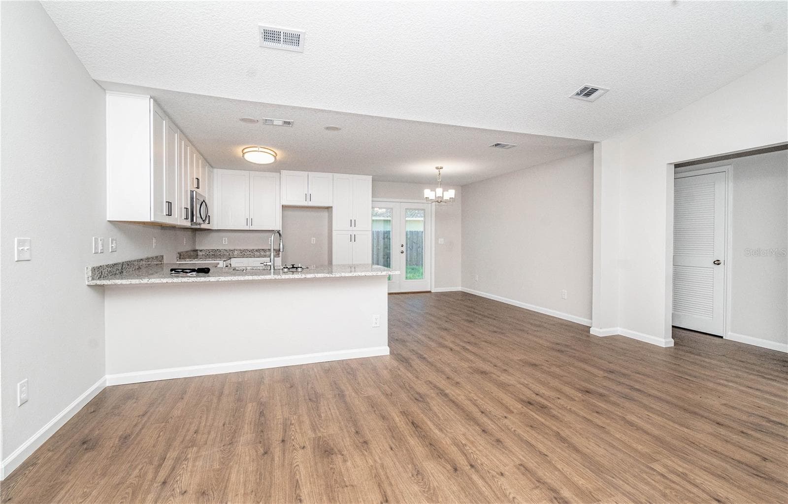 Single Family Residence at 451 NORTH BLVD E, MACCLENNY, photo 5 of 39