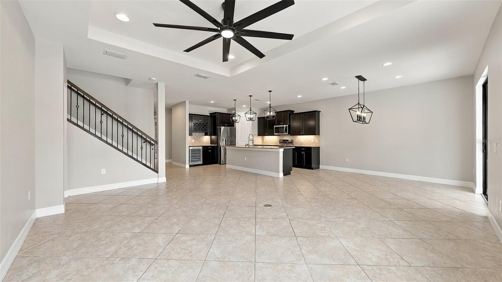 Single Family Residence at 2571 SHERMAN OAK DR, NORTH PORT, photo 8 of 77