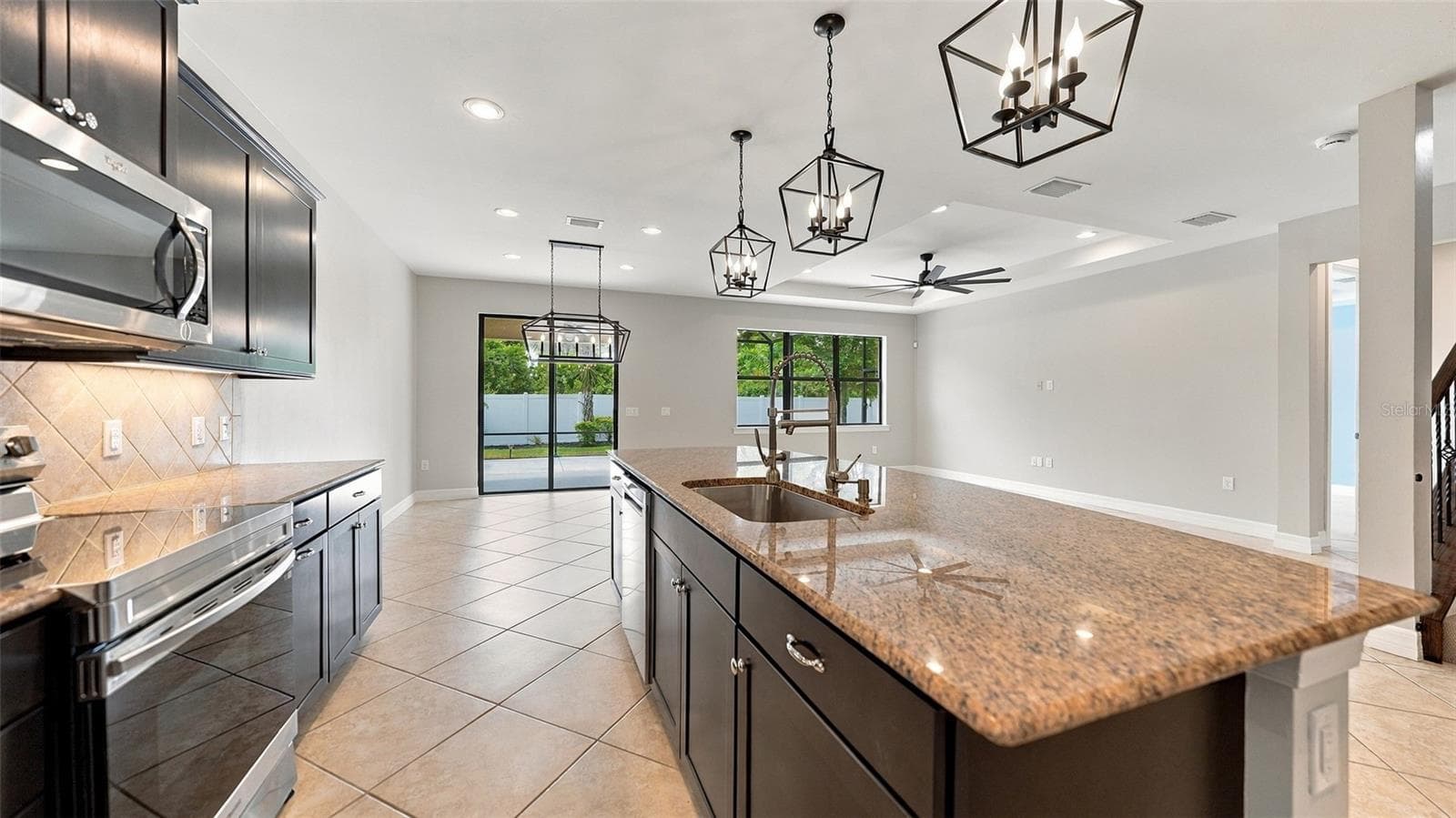 Single Family Residence at 2571 SHERMAN OAK DR, NORTH PORT, photo 16 of 77