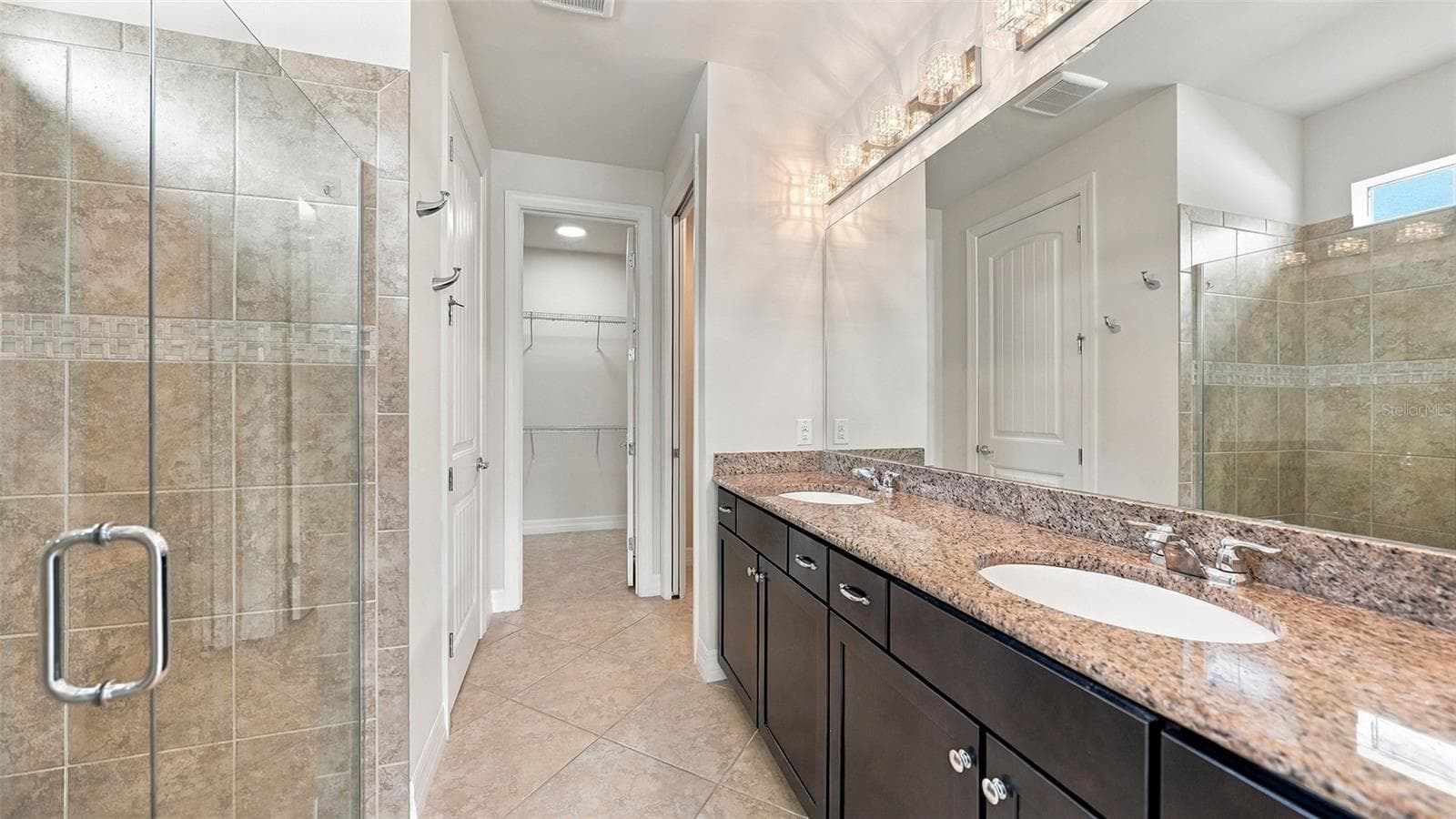 Single Family Residence at 2571 SHERMAN OAK DR, NORTH PORT, photo 32 of 77