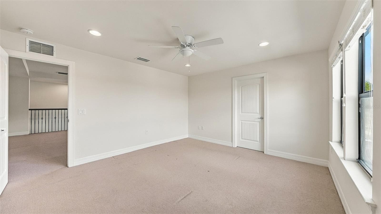 Single Family Residence at 2571 SHERMAN OAK DR, NORTH PORT, photo 43 of 77