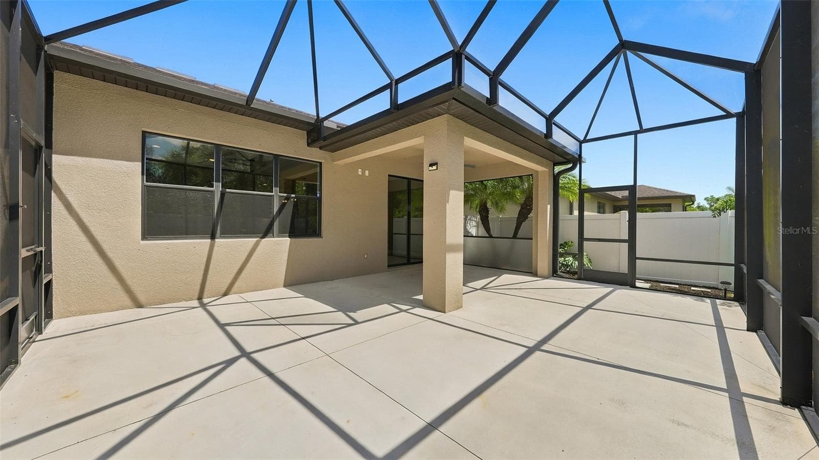 Single Family Residence at 2571 SHERMAN OAK DR, NORTH PORT, photo 64 of 77