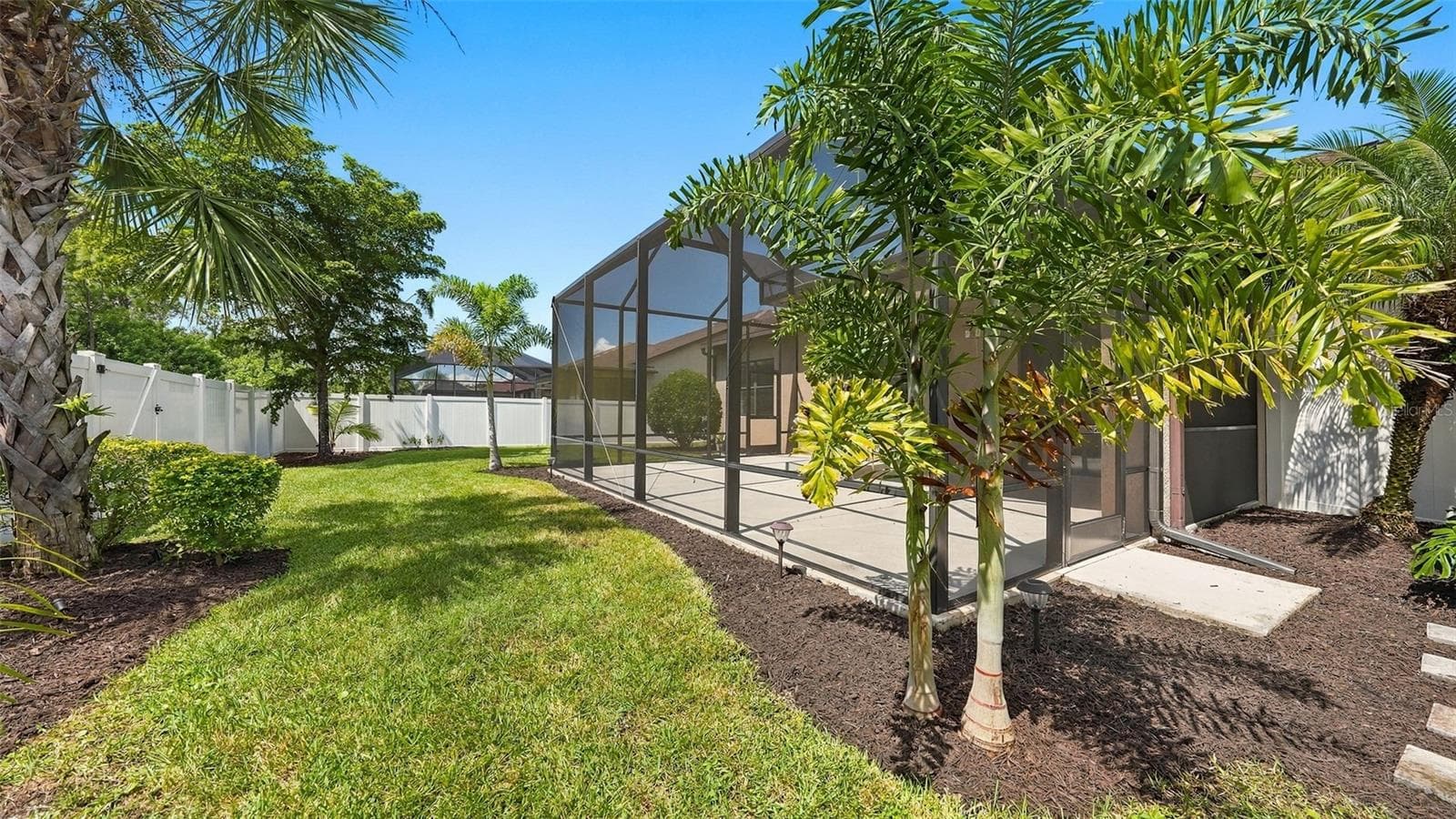 Single Family Residence at 2571 SHERMAN OAK DR, NORTH PORT, photo 65 of 77