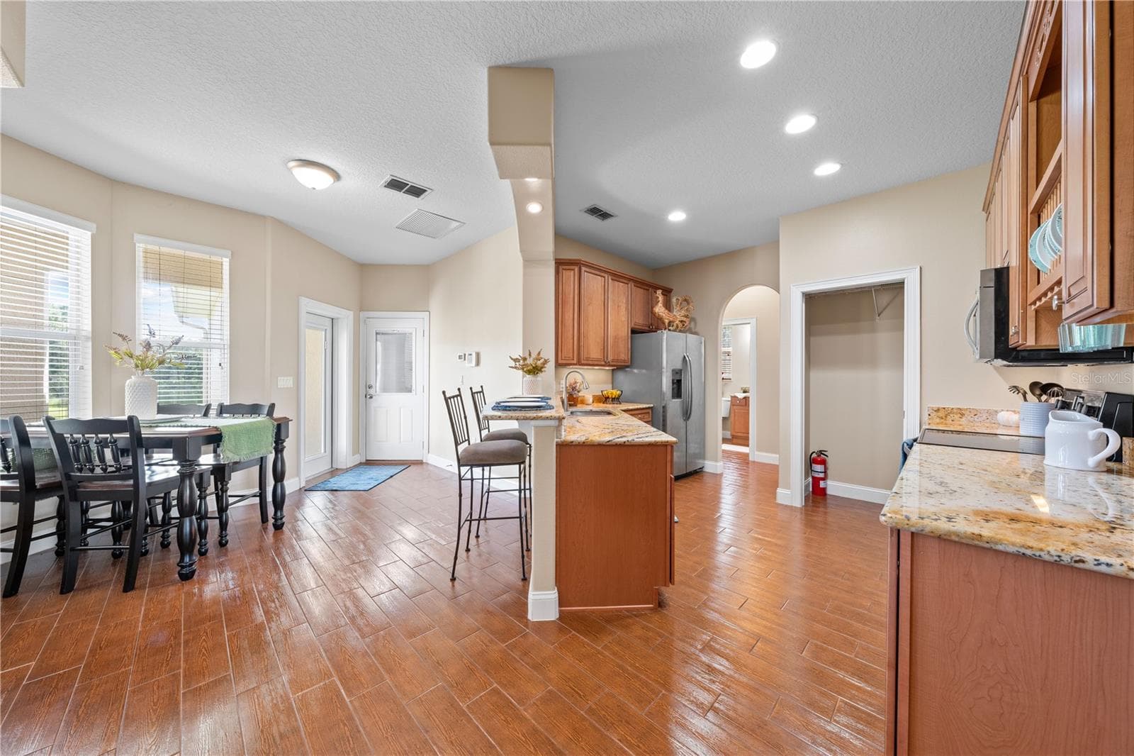 Plenty of space for entertaining. - 4349 PACKARD AVE, ST CLOUD