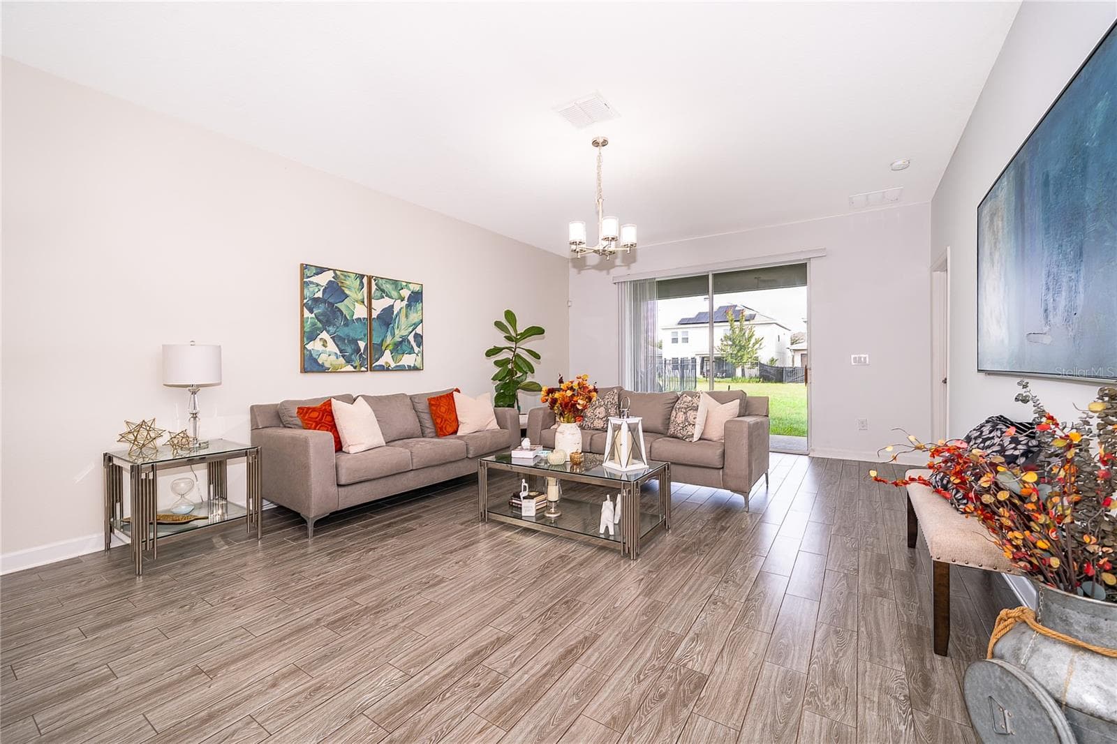 Single Family Residence at 12127 IMAGINARY WAY, ORLANDO, photo 3 of 37