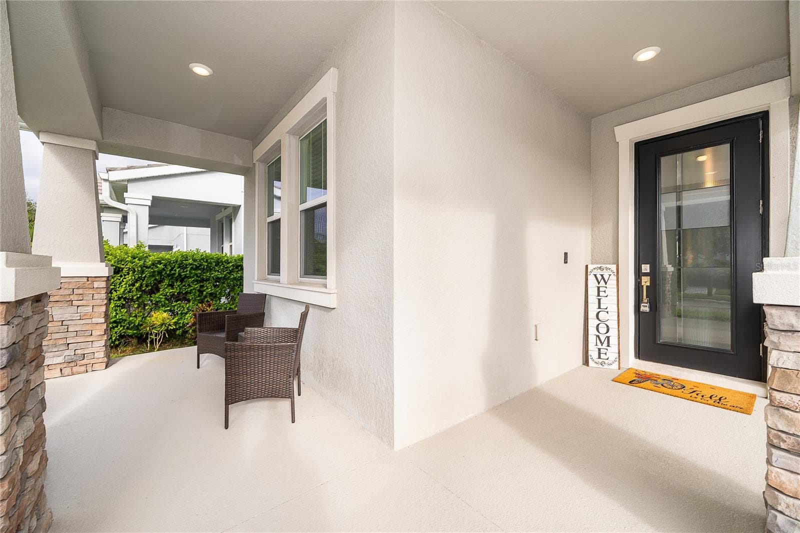 Single Family Residence at 12127 IMAGINARY WAY, ORLANDO, photo 12 of 37