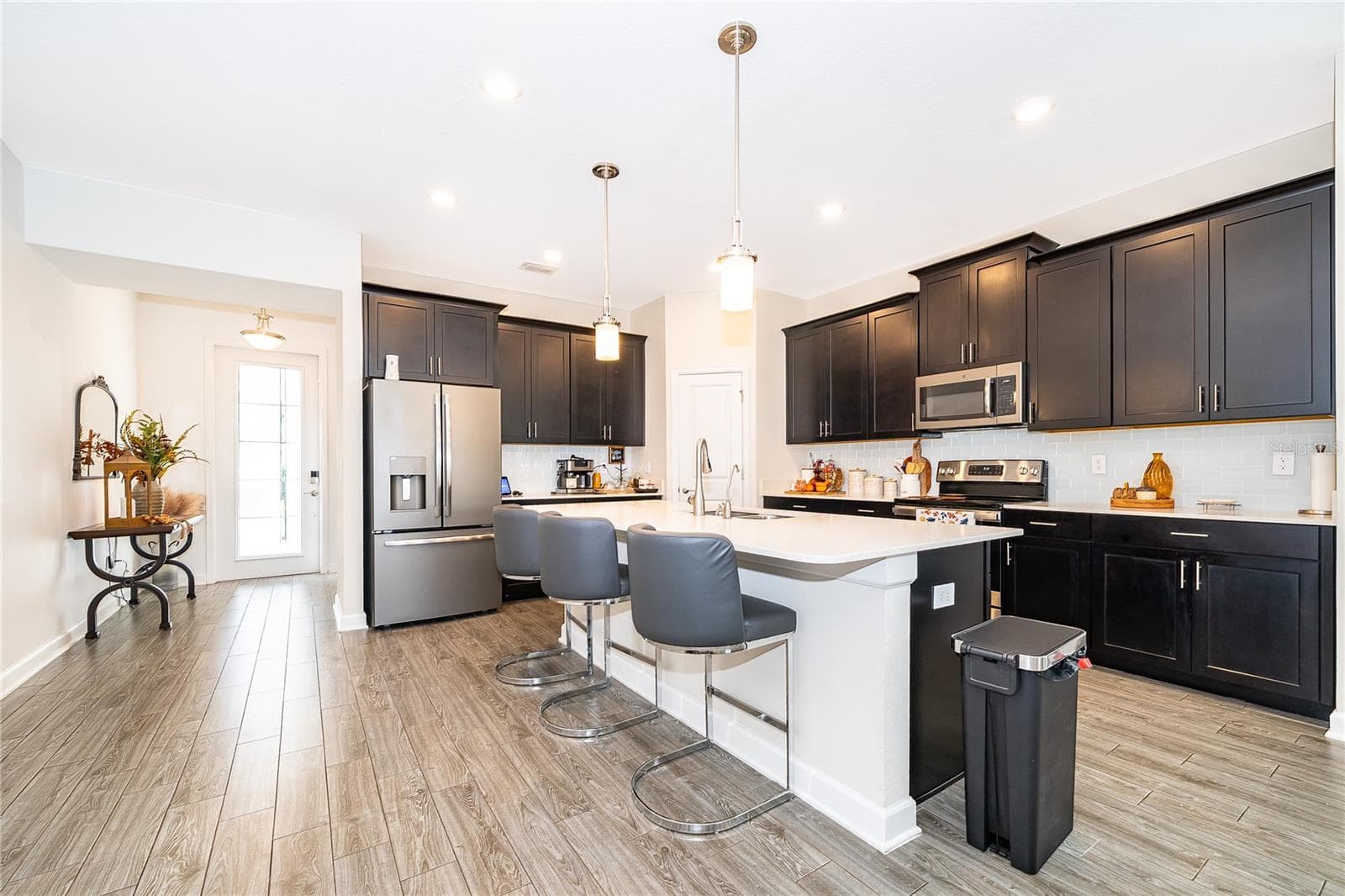Single Family Residence at 12127 IMAGINARY WAY, ORLANDO, photo 16 of 37