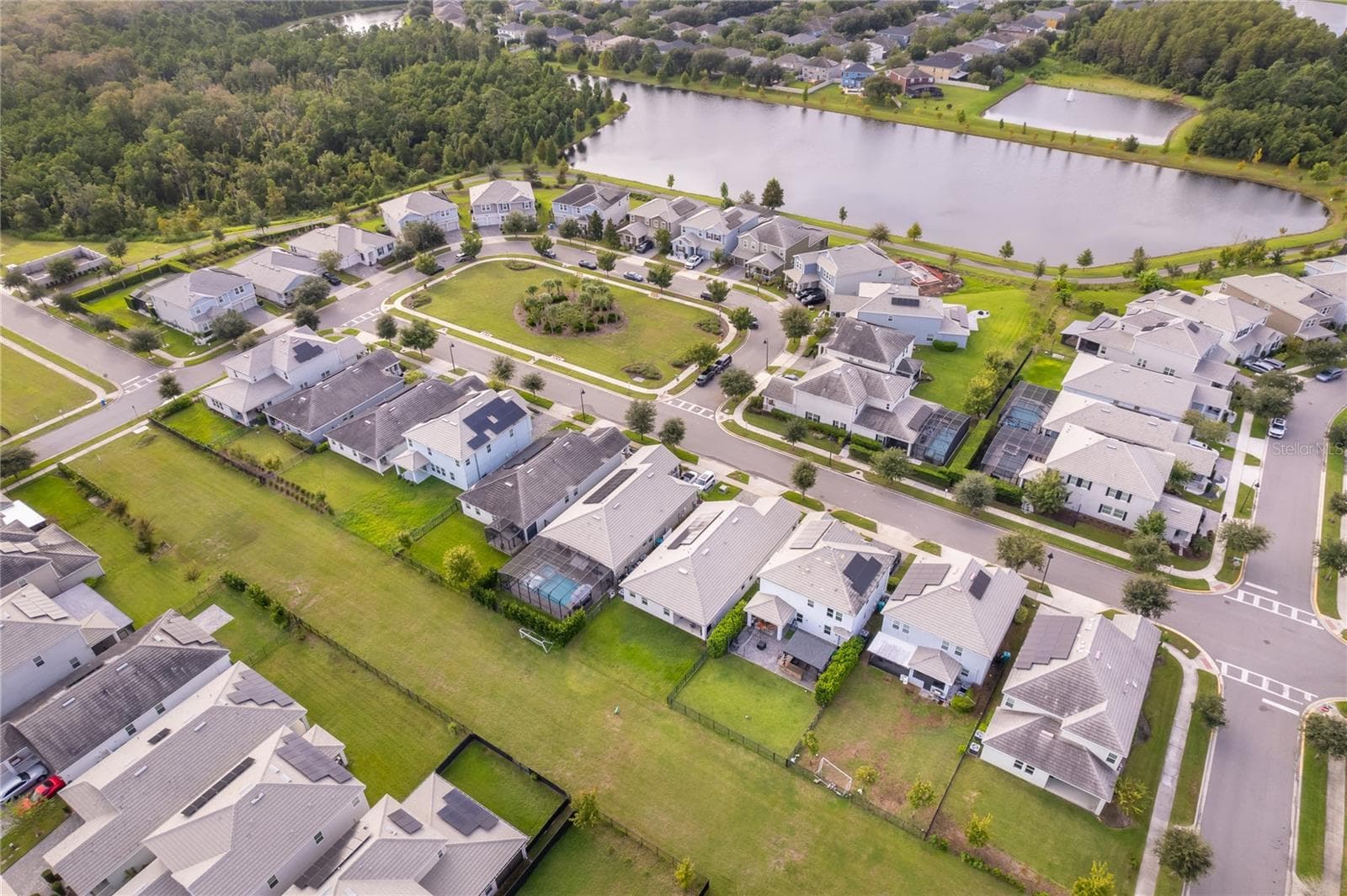 Single Family Residence at 12127 IMAGINARY WAY, ORLANDO, photo 34 of 37