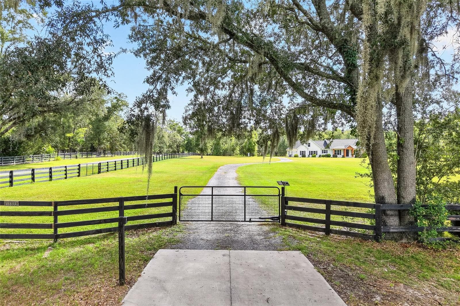 Single Family Residence at 11833 NW 234TH ST, ALACHUA, photo 5 of 91