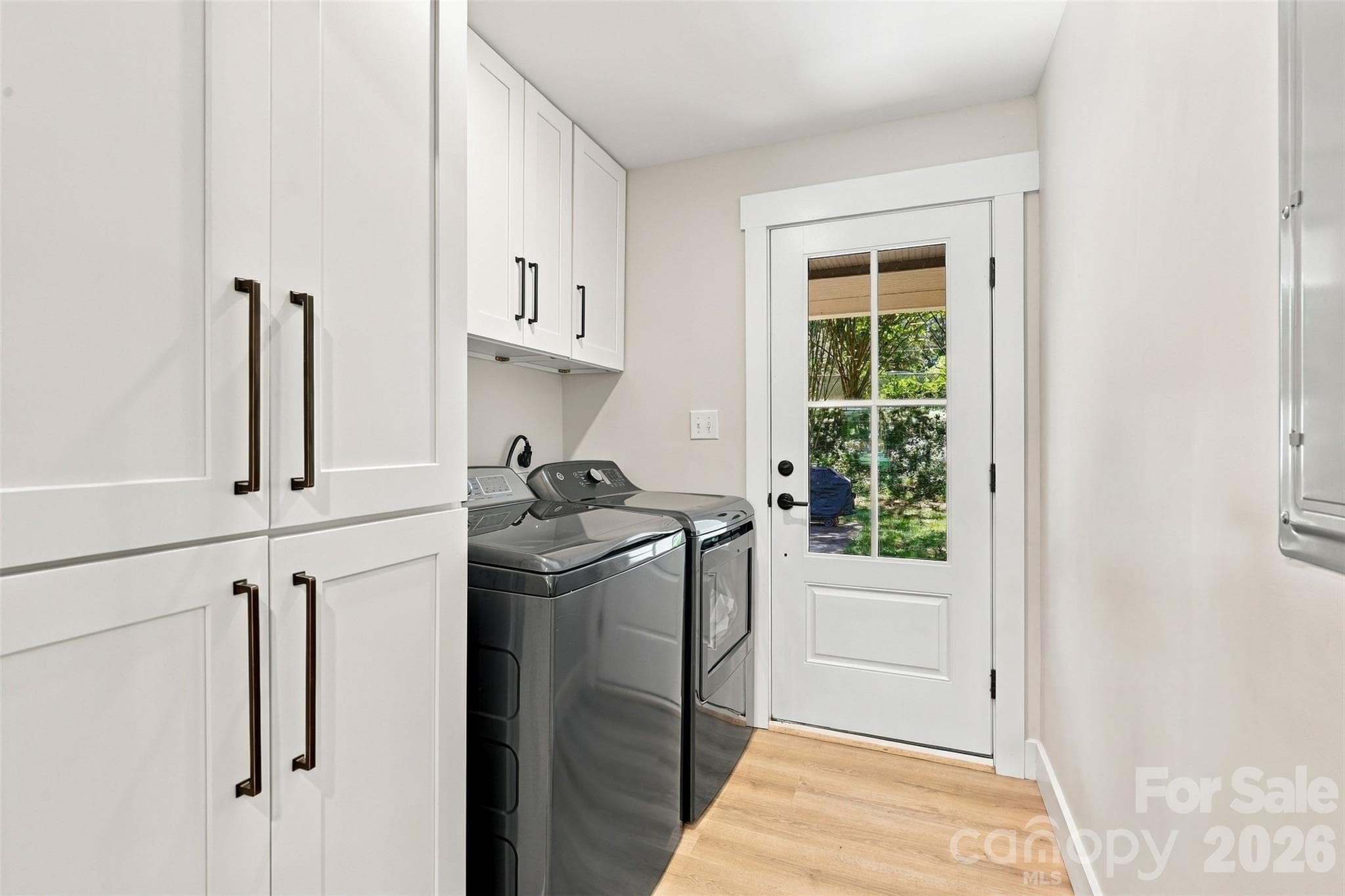 mudroom / laundry - 1208 Tarrington Avenue, Charlotte