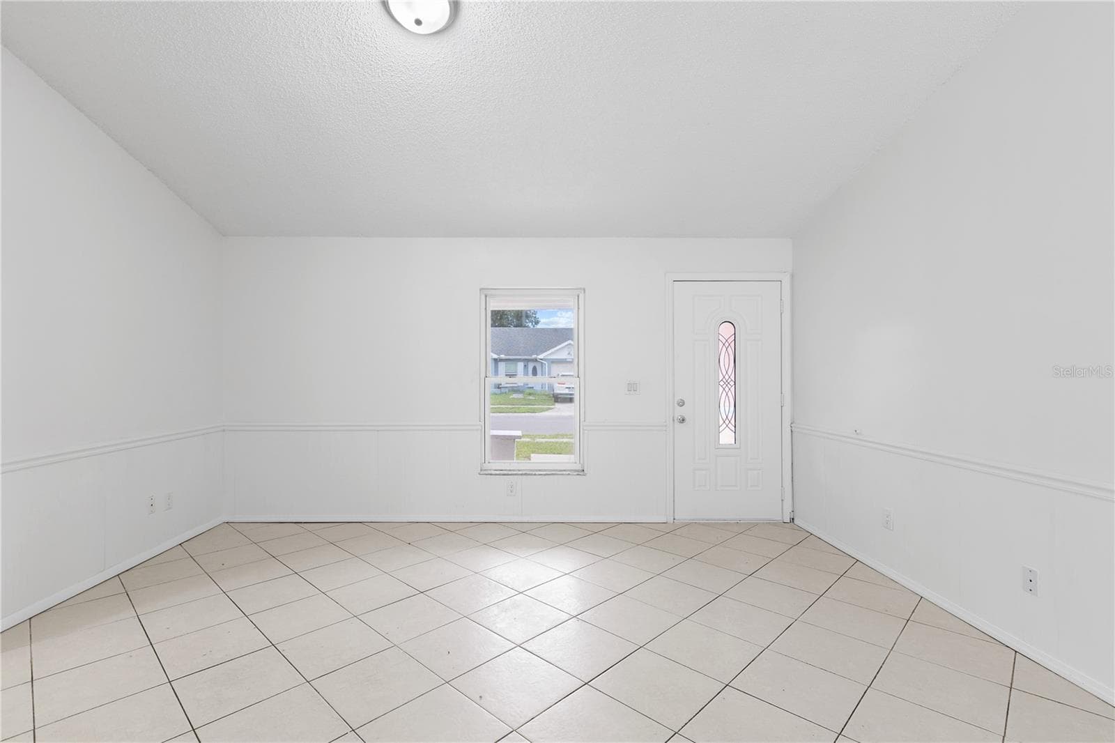 Single Family Residence at 8221 AUTUMN OAK AVE, PORT RICHEY, photo 4 of 31