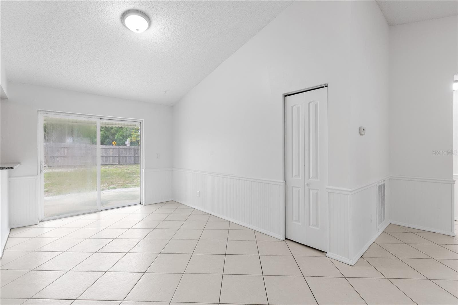 Single Family Residence at 8221 AUTUMN OAK AVE, PORT RICHEY, photo 9 of 31