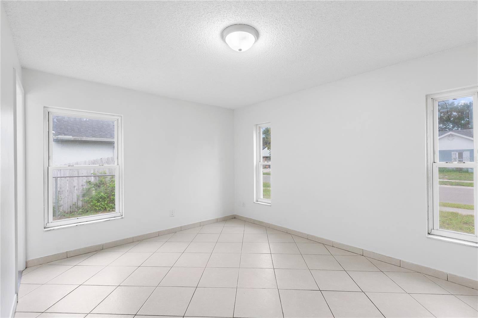 Single Family Residence at 8221 AUTUMN OAK AVE, PORT RICHEY, photo 13 of 31