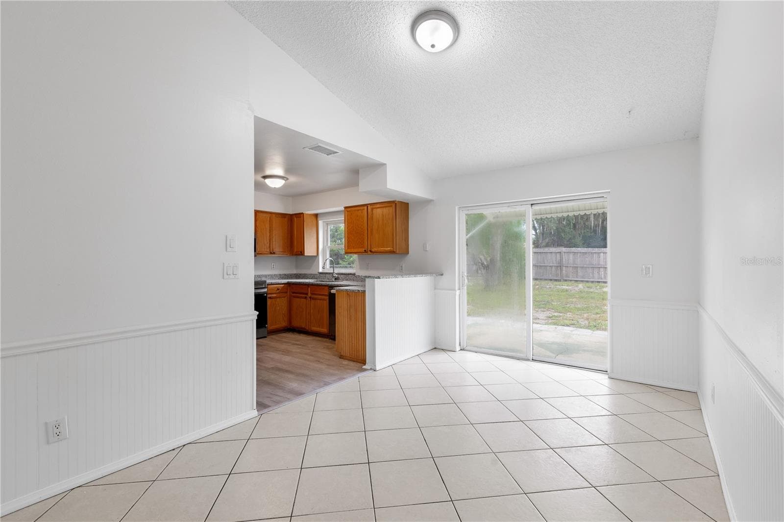 Single Family Residence at 8221 AUTUMN OAK AVE, PORT RICHEY, photo 17 of 31