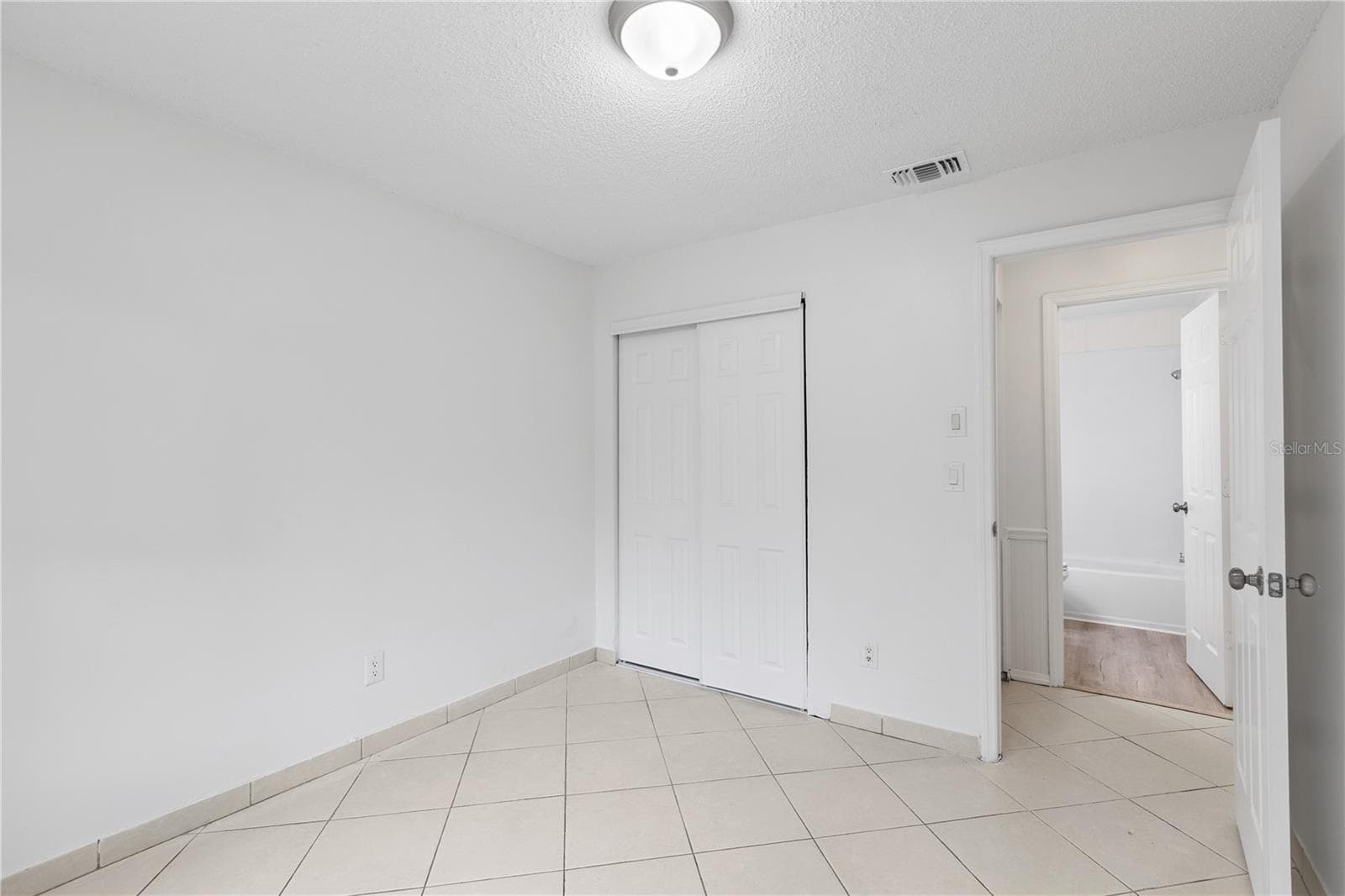 Single Family Residence at 8221 AUTUMN OAK AVE, PORT RICHEY, photo 22 of 31
