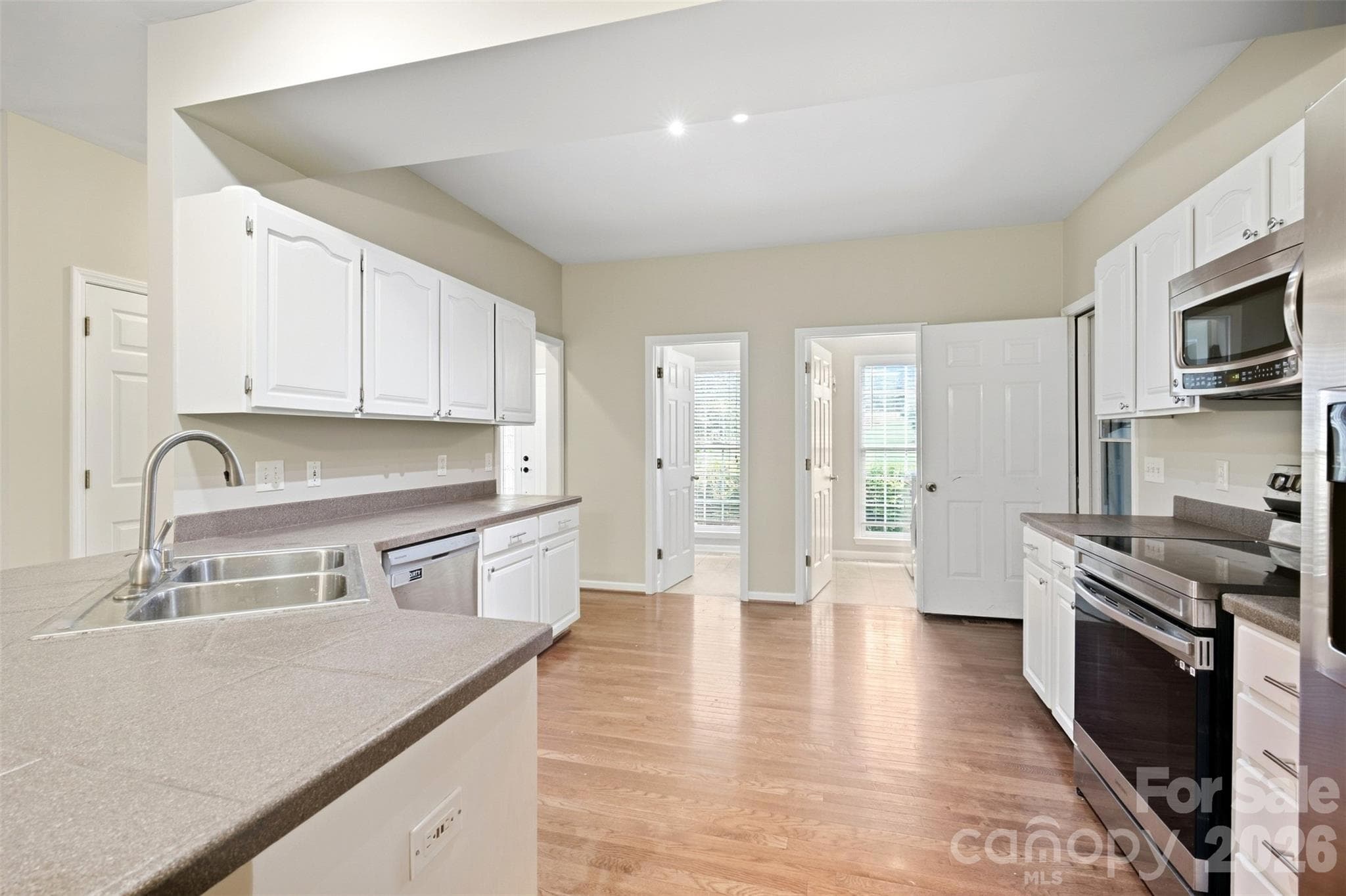 Single Family Residence at 2591 Chandy Street, Newton, photo 11 of 43